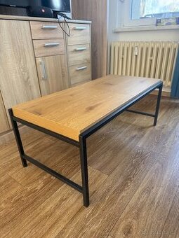 Konferenční stolek – barva zlatého dubu, jako nový