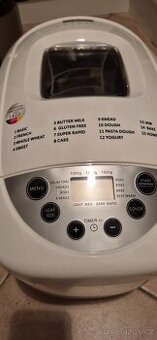 Domácí pekárna Adler