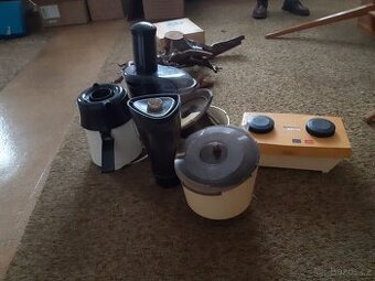 Retro kuchyňský robot ETA + odšťavňovač