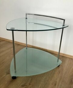 Servírovací stolek nebo stolek pod květiny pojízdný - 1