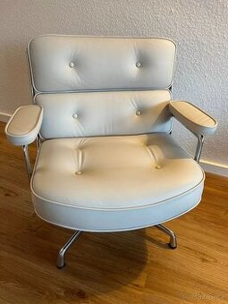 2 x křesla Vitra Lobby Chair ES 105, otočná, design Charles