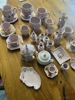 Růžový porcelán H&C, Rosa Chodov, 32ks