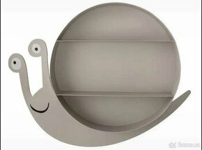 Polička do dětského pokoje šnek