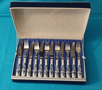 Cibulák - příbory s porcelánovou rukojetí pro 6 osob