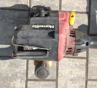 Benzinový křovinořez HOMELITE F3040