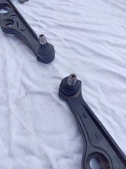 Přední ramena Fiat tipo