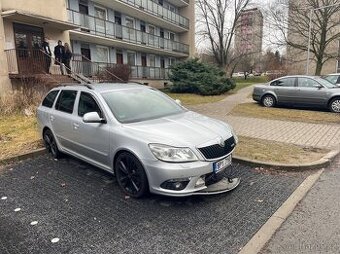 Octavia II RS 2.0 TDI - lehce havarovaná