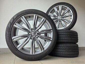Orig. VW Tiguan III Letní Pirelli 235/45/20 - Top