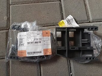 Skluzy nárazníku BMW E30