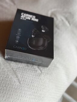 Bezdrátová sluchátka CARNEO 4FUN MINI BLACK - nová, nevhodný
