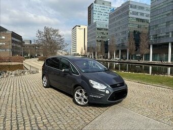 Ford S-MAX 2.0TDCi 120 kW,TITANIUM,navi,výhřev
