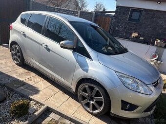 Ford C-max 2.0tdci 103kw klima vyhrev