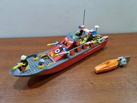 LEGO City 7906 Fireboat - 1