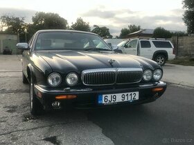 Predám Jaguar Daimler Super V8 long