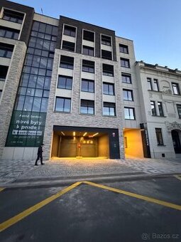 Pronájem parkovacího stání v novostavbě Holešovice Praha7