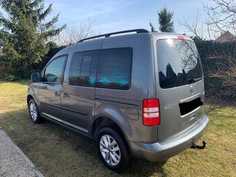 Vw Caddy Tramper 2.0tdi NAVI,KLIMA,4MOTION,,alu,spaní