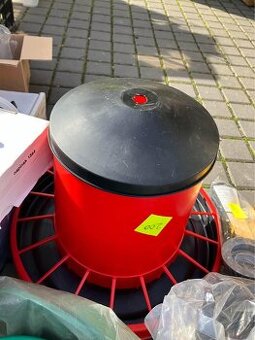 krmítko na 6-8kg krmiva