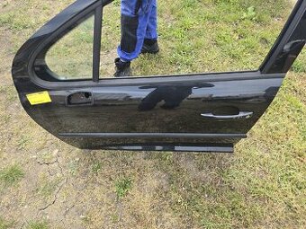 Peugeot 207 dveře přední levé