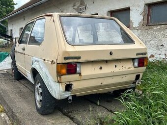 Golf mk1 na renovaci