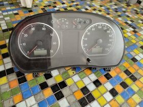 VW Polo budíky