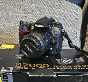 Nikon D7000 + objektiv AF-S Nikkor 18-55mm DX VR