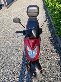 Prodám pěkný skútr KYMCO Agility 50