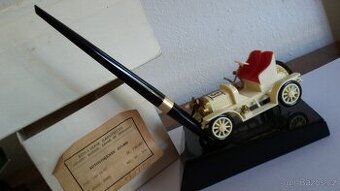 Starý model Koh-i-Noor Autostojánek výroba 1973