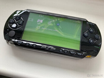 PSP Piano Černá