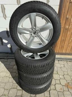 Prodám sadu originálních disků + pneumatiky