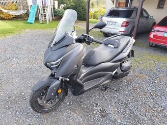 Yamaha X-max 400 akrapovic po servise