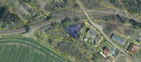 Pozemek uprostřed obce Skviřín - Tachovsko