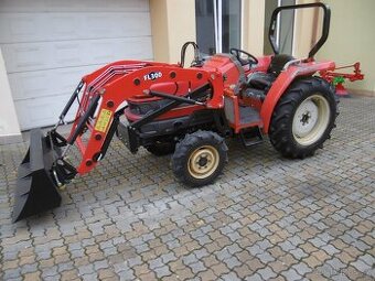 Malotraktor MITSUBISHI MT251D s čelním nakladačem