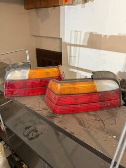 BMW e36 zadní světla