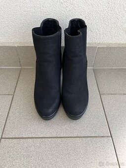 Dámské kotníkové boty