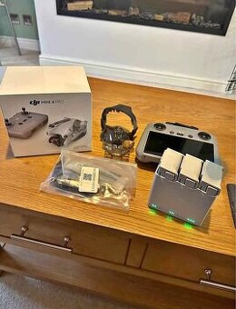 DJI Mini 4 Pro Fly More Combo
