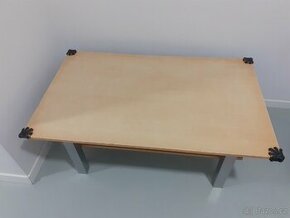 Konferenční stolek buk lamino