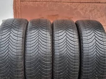 Celoroční Michelin 205/55/16