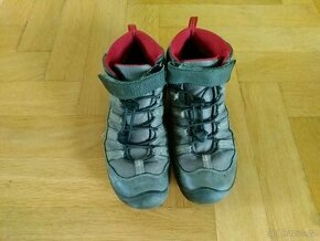 Celoroční kotníkové boty Keen vel. 35