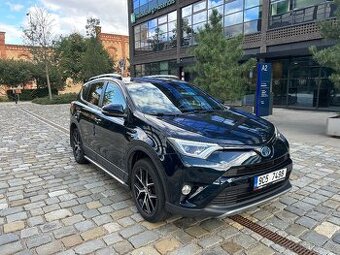 Toyota RAV4 Hybrid - číst celé