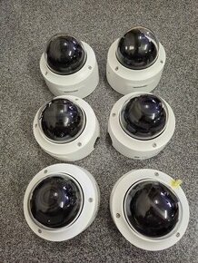 Hikvision kamery: 11ks 2CD2742FWD-IZS 2,8-12mm