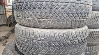 PRODÁM 2 ZIMNÍ PNEU GOODYEAR 205/55/17, CENA JE ZA 2 PNEU.IN