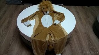 karnevalovy kostym  vel 116 LEV