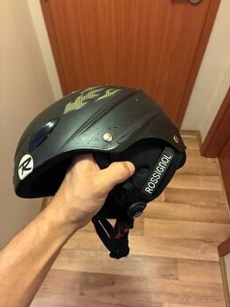 LYŽAŘSKÁ HELMA ROSSIGNOL