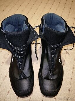 Boty na běžky vel 44