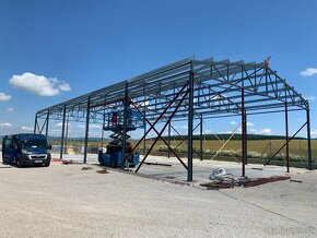 OCELOVÁ KONSTRUKCE HALY / MONTOVANÁ HALA 15x24x6m