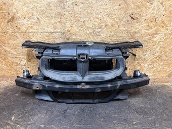 CHLADIČOVÁ STĚNA BMW E91 320D