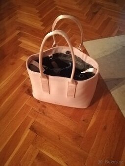 Dámská kabelka vuch