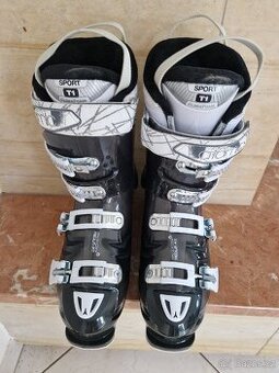 Lyžařské boty 27,5 vm 80 w Atomic