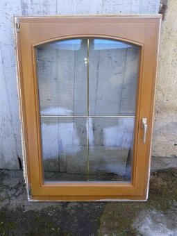 3 kusy - Dřevěné okno 86 x 123 cm - zlata mrizka