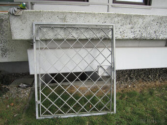 Bezpečnostní mříž